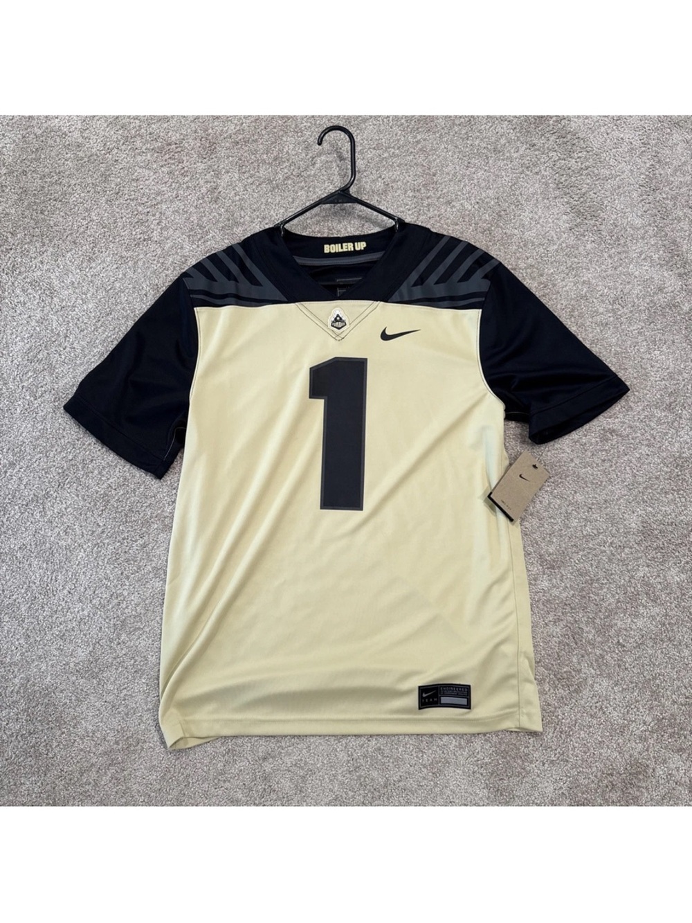 Men’s Size Medium Nike Purdue Boilermakers Jersey #1 NCAA GOLD